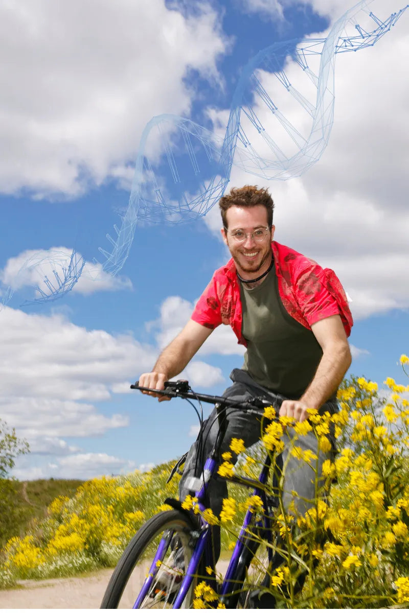 Energetic and Fit man cycling– intro to DNA-based nootropics & ageLOC supplements for energy, focus & resilience | MyFitGenes